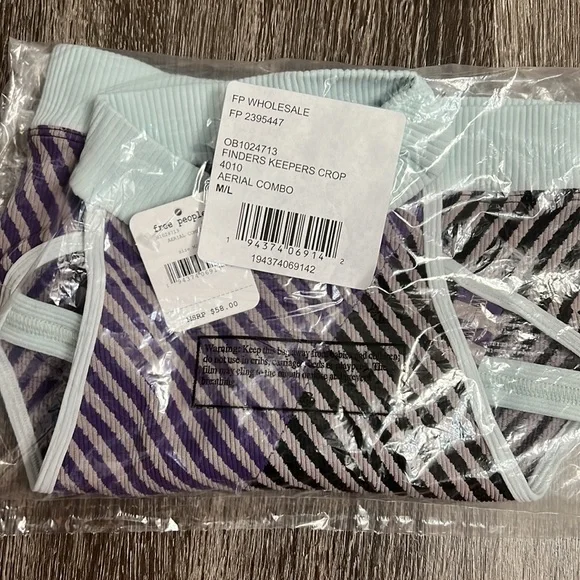 Free People Movement, Women’s, Finders Keepers, Crop, Aerial Combo, Sports-bra. - Picture 5 of 5